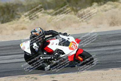 media/Dec-01-2025-Moto Forza (Mon) [[2daa91e15f]]/1-Advanced Group/Session 4 Turn 9/